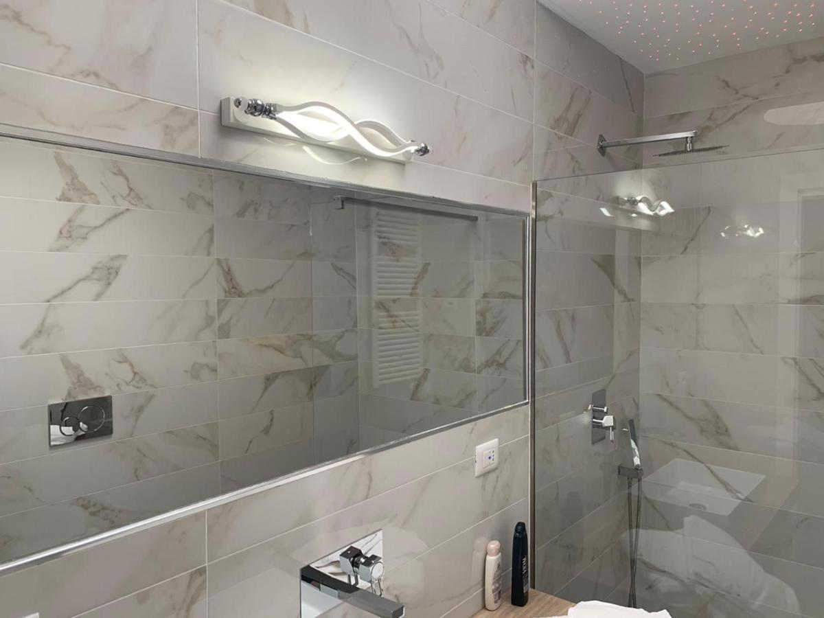 Apartmán Penthouse Aureliana Attico Con Piscina A Roma Exteriér fotografie