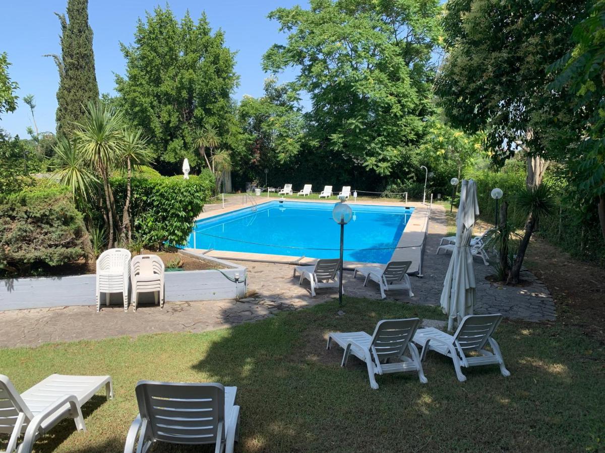 Apartmán Penthouse Aureliana Attico Con Piscina A Roma Exteriér fotografie